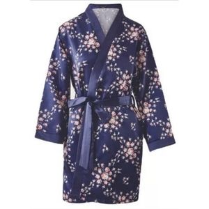 Morgan Lane x Fabfitfun Allie Satin Robe S/M NEW/NWT